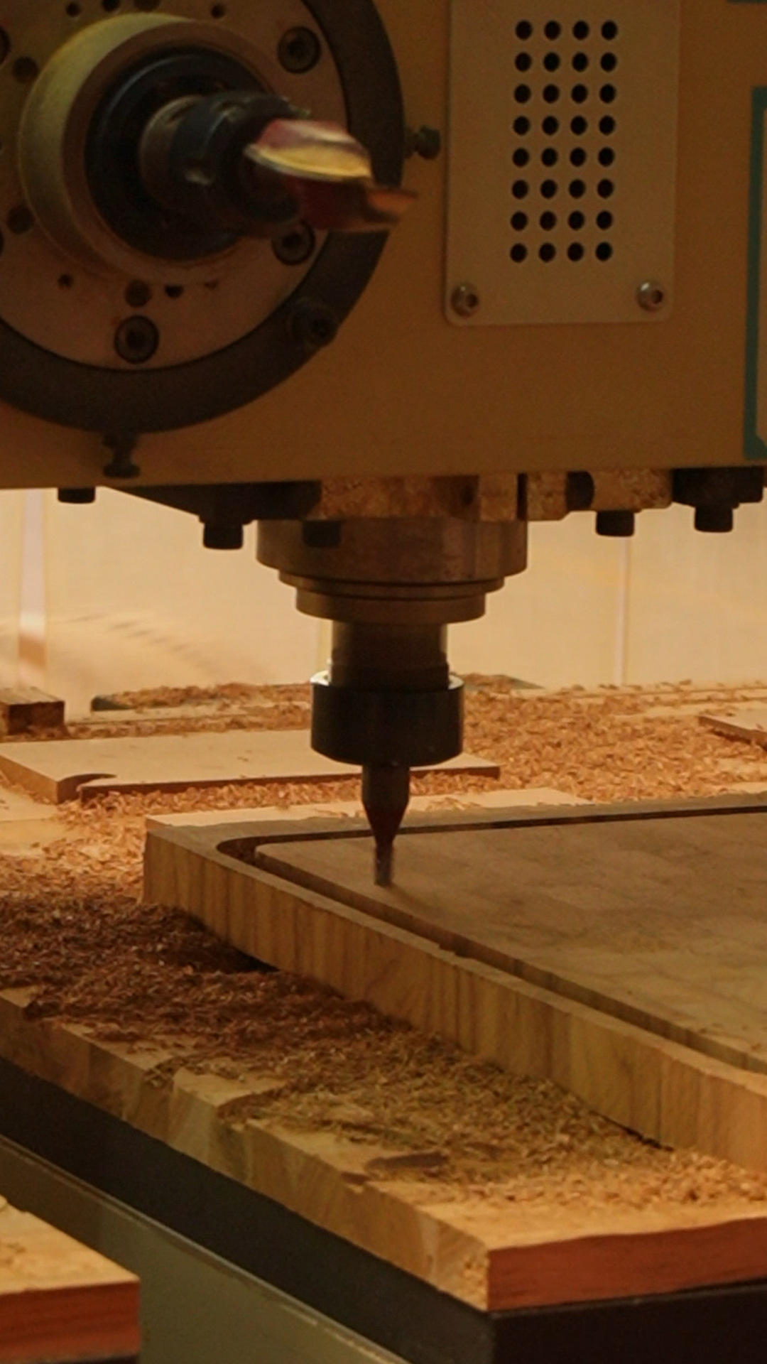 Sanding & finishing